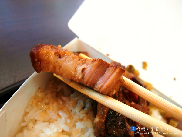 金總立吞焢肉:〖台中│美食〗金總立吞焢肉 ❤ 焢肉行動餐車,烏日趴趴造~六點開賣常常不到一小時就賣光光了!!要吃要搶快~