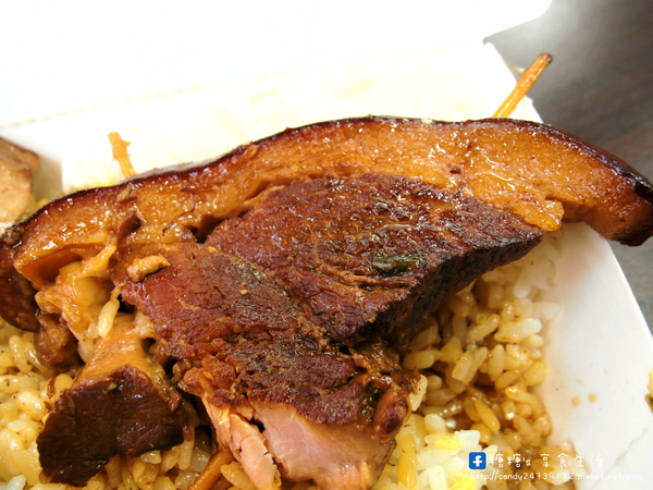 金總立吞焢肉:〖台中│美食〗金總立吞焢肉 ❤ 焢肉行動餐車,烏日趴趴造~六點開賣常常不到一小時就賣光光了!!要吃要搶快~