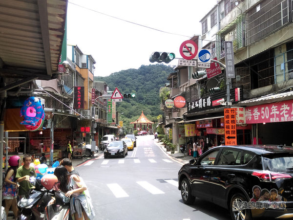 三峽成福路01-黑豬肉香腸街