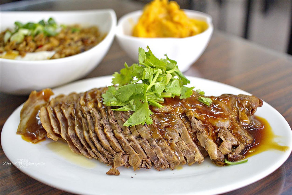 炒菜大衛牛肉麵