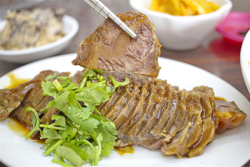 炒菜大衛牛肉麵