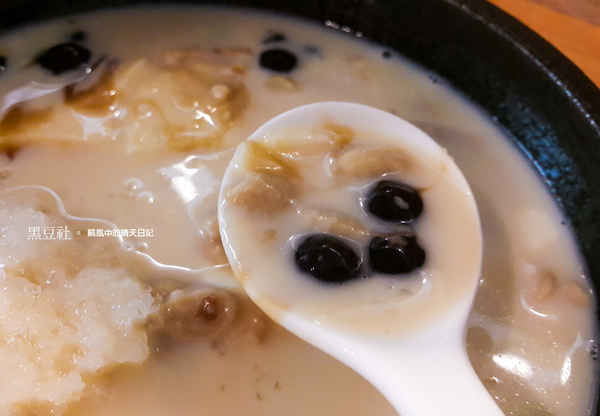 黑豆社:【天母|黑豆社】吃豆花也要文青味 輕負擔的傳統健康消暑冰店