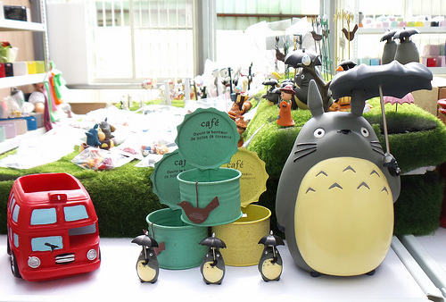 多內市集：桃園新景點~多肉市集&阿貓咖啡龍貓公車