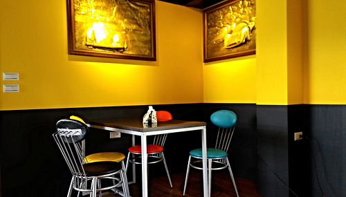 多內市集：桃園新景點~多肉市集&阿貓咖啡龍貓公車