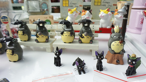 多內市集：桃園新景點~多肉市集&阿貓咖啡龍貓公車