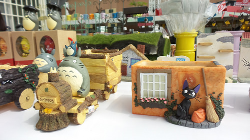 多內市集：桃園新景點~多肉市集&阿貓咖啡龍貓公車