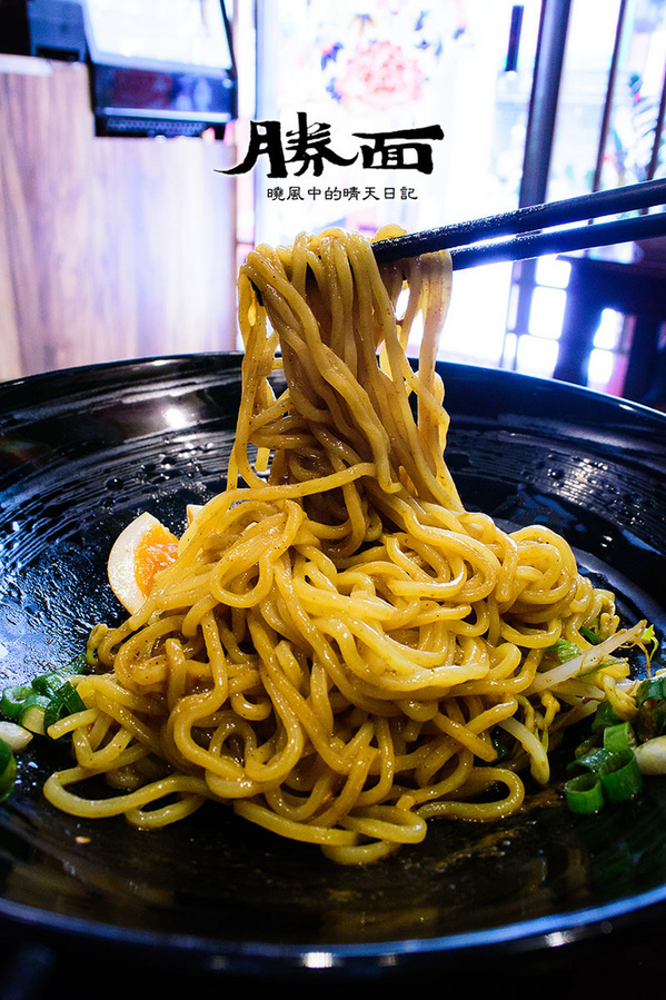 勝麵(士林夜市店):【台北士林 | 勝麵】充滿牛肉香氣的麻辣麵好選擇