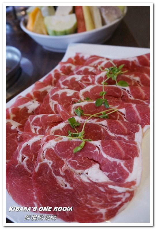 鮮境涮涮鍋：新店小火鍋．新鮮食材決勝負的優質鍋物套餐──鮮境精緻涮涮鍋