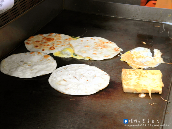 阿根早點(霧峰三元店)：〖台中│美食〗阿根早點霧峰三元店 ❤ 除了招牌蛋餅外，還有獨創的酥盒、乳酪餅及早午餐，餐點更加多樣化!!