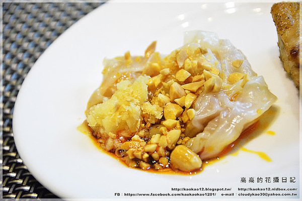 國賓大飯店 i River愛河牛排海鮮自助餐廳:【高雄】前金區。國賓 i River 愛河牛排海鮮自助餐廳