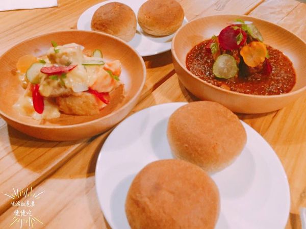 14429620_1101257449928771_1075369728_n (1).jpg