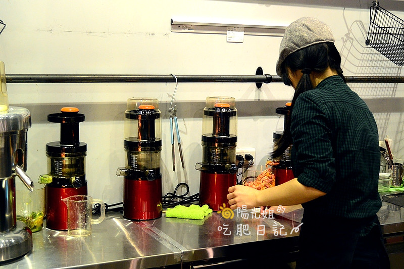 VITASQUEEZE-14.JPG - VITA SQUEEZE