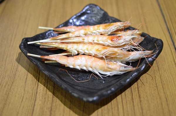 腹一杯 Haraipai:W小姐旅行畫報/ 台北食報| 腹一杯Haraipai 日式居酒屋 食事-酒場-串燒 好吃不一定貴 隱藏版淚眼CP值 食材媲美高級料亭#南京復興站