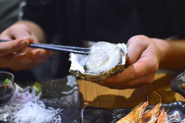 腹一杯 Haraipai:W小姐旅行畫報/ 台北食報| 腹一杯Haraipai 日式居酒屋 食事-酒場-串燒 好吃不一定貴 隱藏版淚眼CP值 食材媲美高級料亭#南京復興站