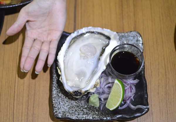 腹一杯 Haraipai:W小姐旅行畫報/ 台北食報| 腹一杯Haraipai 日式居酒屋 食事-酒場-串燒 好吃不一定貴 隱藏版淚眼CP值 食材媲美高級料亭#南京復興站