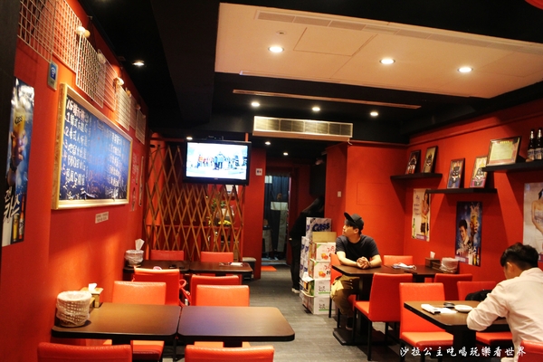 爺是雞 Yes-chicken：東區韓式料理『爺是雞 Yes-chicken』捷運忠孝復興韓式烤雞