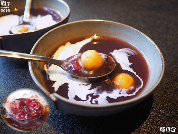 昭日堂:昭日堂燒肉名門,秋季燒肉加火鍋,三人用餐超划算!