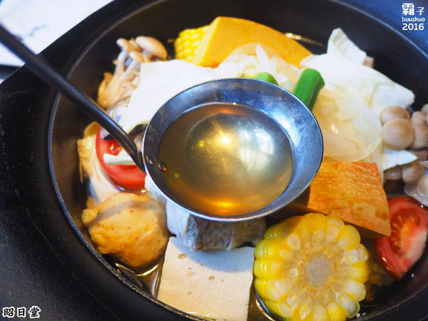 昭日堂:昭日堂燒肉名門,秋季燒肉加火鍋,三人用餐超划算!