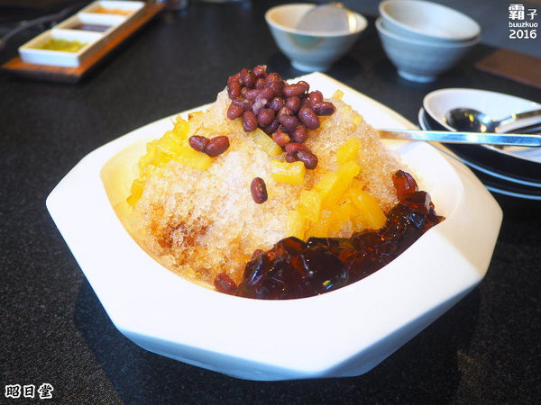 昭日堂:昭日堂燒肉名門,秋季燒肉加火鍋,三人用餐超划算!