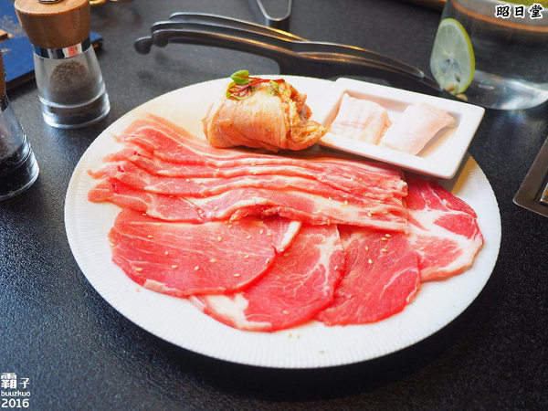 昭日堂:昭日堂燒肉名門,秋季燒肉加火鍋,三人用餐超划算!