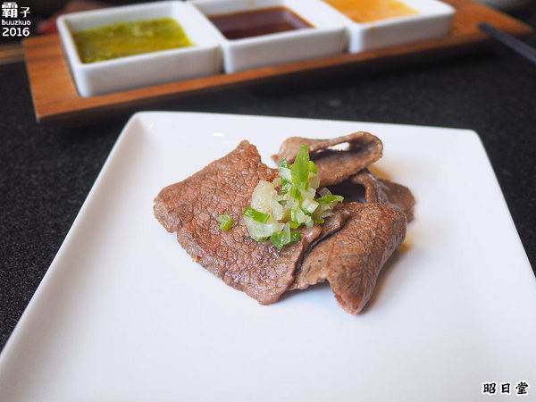 昭日堂:昭日堂燒肉名門,秋季燒肉加火鍋,三人用餐超划算!