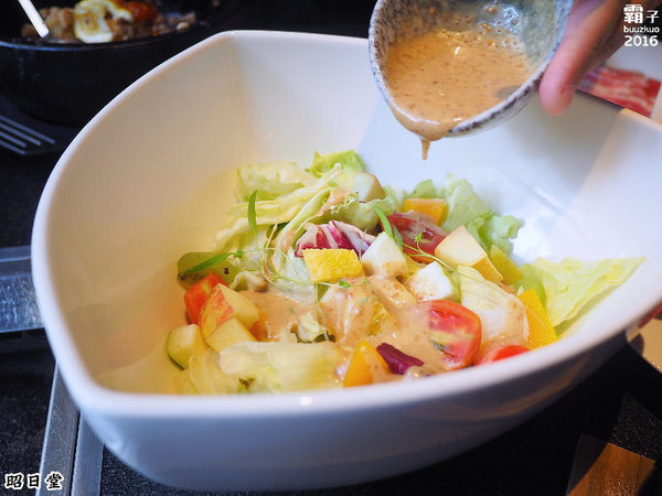 昭日堂:昭日堂燒肉名門,秋季燒肉加火鍋,三人用餐超划算!