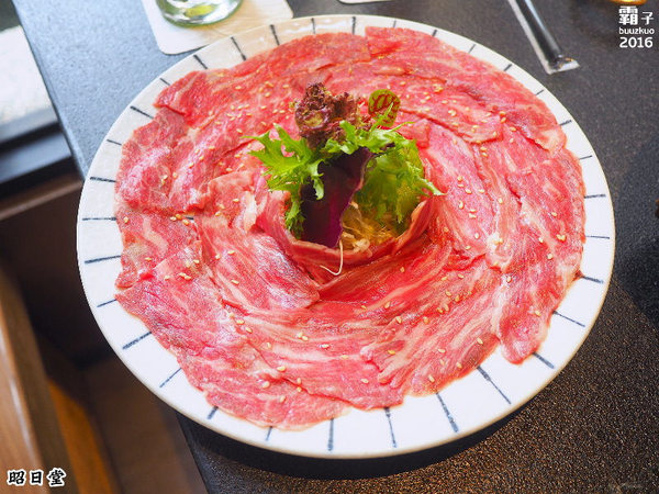 昭日堂:昭日堂燒肉名門,秋季燒肉加火鍋,三人用餐超划算!