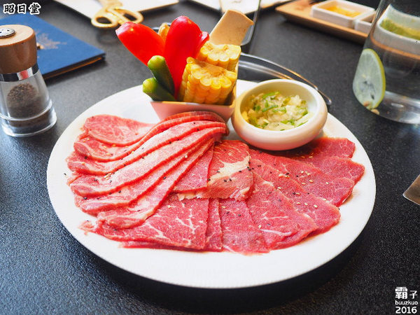 昭日堂:昭日堂燒肉名門,秋季燒肉加火鍋,三人用餐超划算!