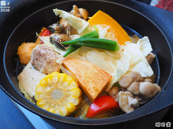 昭日堂:昭日堂燒肉名門,秋季燒肉加火鍋,三人用餐超划算!