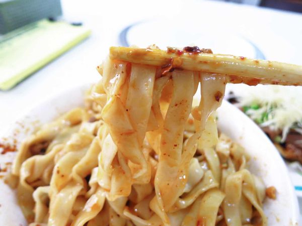 【桃園美食】三妹四川麵食-香而不麻不辣的紅油燃麵