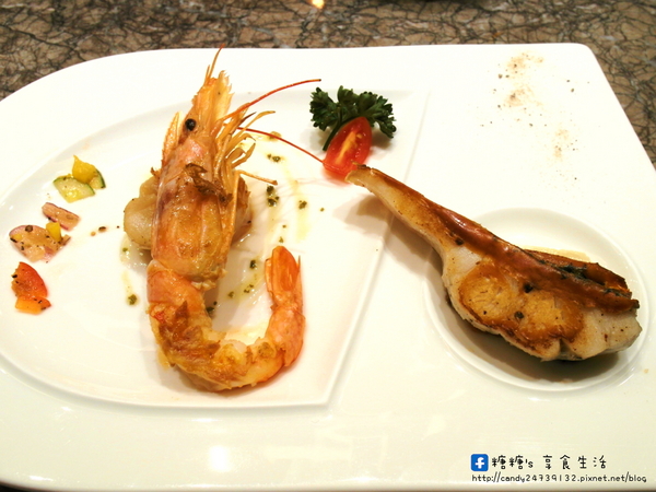 合榭創意板燒小廚:〖台中│美食〗合榭精緻鐵板料理 ❤ 忠孝夜市中,高貴不貴精緻鐵板燒料理,平價消費,高檔享受!!平日還有推出199元的商業午餐套餐唷~