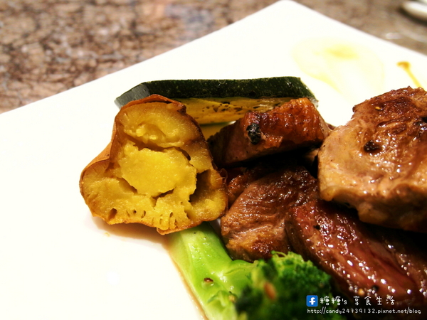 合榭創意板燒小廚:〖台中│美食〗合榭精緻鐵板料理 ❤ 忠孝夜市中,高貴不貴精緻鐵板燒料理,平價消費,高檔享受!!平日還有推出199元的商業午餐套餐唷~