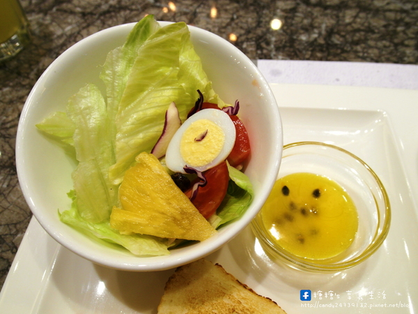 合榭創意板燒小廚:〖台中│美食〗合榭精緻鐵板料理 ❤ 忠孝夜市中,高貴不貴精緻鐵板燒料理,平價消費,高檔享受!!平日還有推出199元的商業午餐套餐唷~