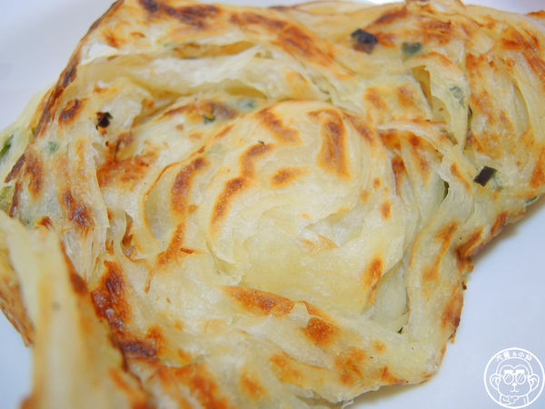 永福黃昏市場水煎包:呷飽祙【台中西屯・永福黃昏市場水煎包】市場裡一買再買的點心