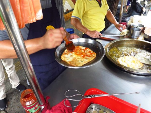 【板橋美食】海山高中蔥油餅-加蛋只要20元的蔥油餅