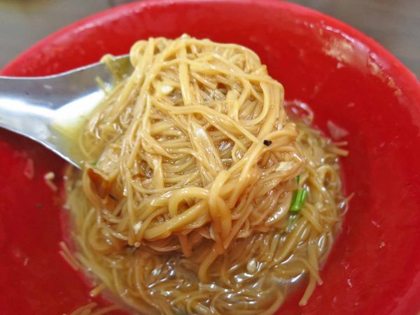 【三重美食】阿和麵線-1碗40元料多湯頭好的麵線