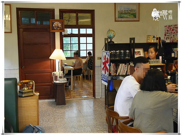 老。樣子:【大園 下午茶】老。樣子~老屋裡頭的日式甜點。抹茶清香烤糰子軟Q有嚼勁/大園寵物友善餐廳