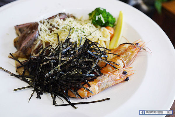 綠薄荷 G'MINTS：◆台北內湖。捷運葫洲站【綠薄荷G'MINTS】綠意盎然天然純粹～新美式餐廳。餐飲和氣氛都很有水準。東湖咖啡館。內湖美食。早午餐。排餐。串燒