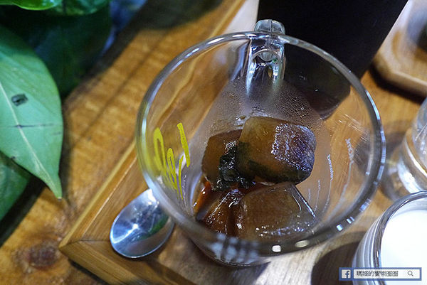 綠薄荷 G'MINTS：◆台北內湖。捷運葫洲站【綠薄荷G'MINTS】綠意盎然天然純粹～新美式餐廳。餐飲和氣氛都很有水準。東湖咖啡館。內湖美食。早午餐。排餐。串燒