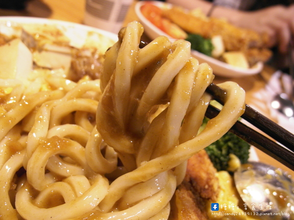 福田屋咖哩(嶺東店):〖台中│美食〗福田屋咖哩(嶺東店) ❤ 價格平價,份量十足,客製化咖哩,想吃什麼自己配,除了白飯外,還有烏龍麵可以選擇唷!!