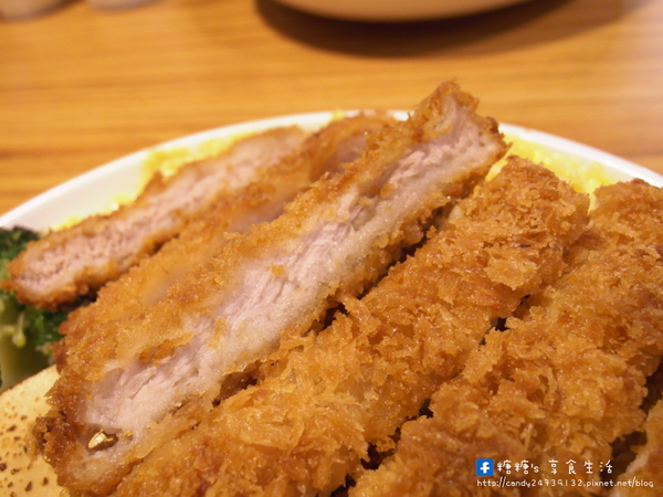 福田屋咖哩(嶺東店):〖台中│美食〗福田屋咖哩(嶺東店) ❤ 價格平價,份量十足,客製化咖哩,想吃什麼自己配,除了白飯外,還有烏龍麵可以選擇唷!!