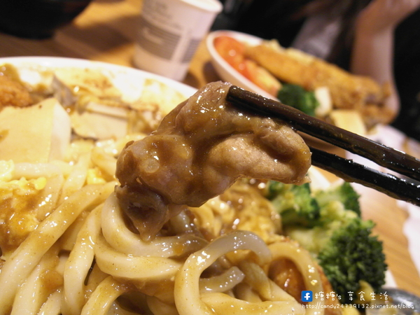 福田屋咖哩(嶺東店):〖台中│美食〗福田屋咖哩(嶺東店) ❤ 價格平價,份量十足,客製化咖哩,想吃什麼自己配,除了白飯外,還有烏龍麵可以選擇唷!!