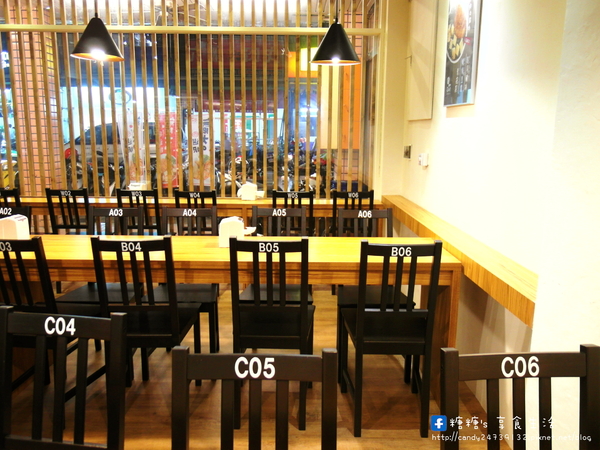 福田屋咖哩(嶺東店):〖台中│美食〗福田屋咖哩(嶺東店) ❤ 價格平價,份量十足,客製化咖哩,想吃什麼自己配,除了白飯外,還有烏龍麵可以選擇唷!!