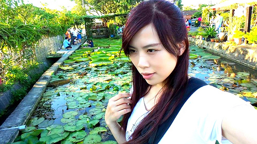 康莊蓮園：【桃園景點】康莊蓮園~乘坐百來斤的大王蓮