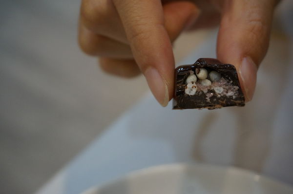 華侖婷娜:華侖婷娜-讓男孩們不用再為情人節想破頭的造型巧克力禮盒(維尼/迪士尼/蛋黃哥)