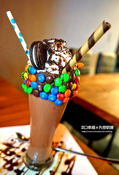 2口串酒 x 失控奶昔：【愛評網口碑體驗】到底有多失控, 你來喝喝看就知道!! ✿✿ 2口串酒 x 失控奶昔 ✿✿ (附菜單)