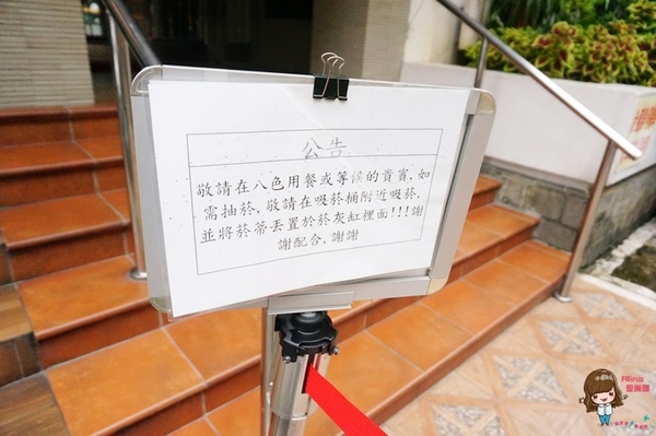 八色烤肉：【食記】台北東區 八色烤肉一號店 正宗韓國八色豬五花韓式烤肉 泡菜海鮮辣湯 起司炒飯好滿足