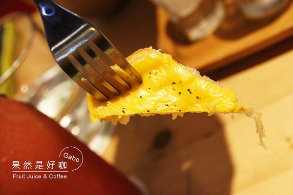 果然是好咖:【台南】果然是好咖──不會很素的平價蔬食早午餐,還有販售可愛冰淇淋哦!