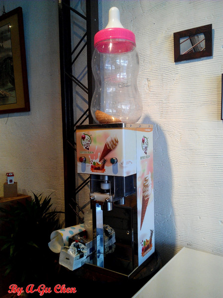 果然是好咖:☆口碑券No.12☆【臺南Ω中西區】果然是好咖。在復古輕工業風裝潢設計的環境中,享用舒適輕食早午餐