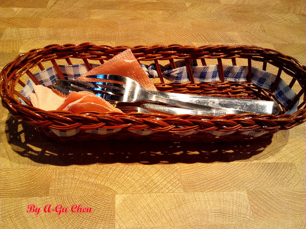 果然是好咖:☆口碑券No.12☆【臺南Ω中西區】果然是好咖。在復古輕工業風裝潢設計的環境中,享用舒適輕食早午餐